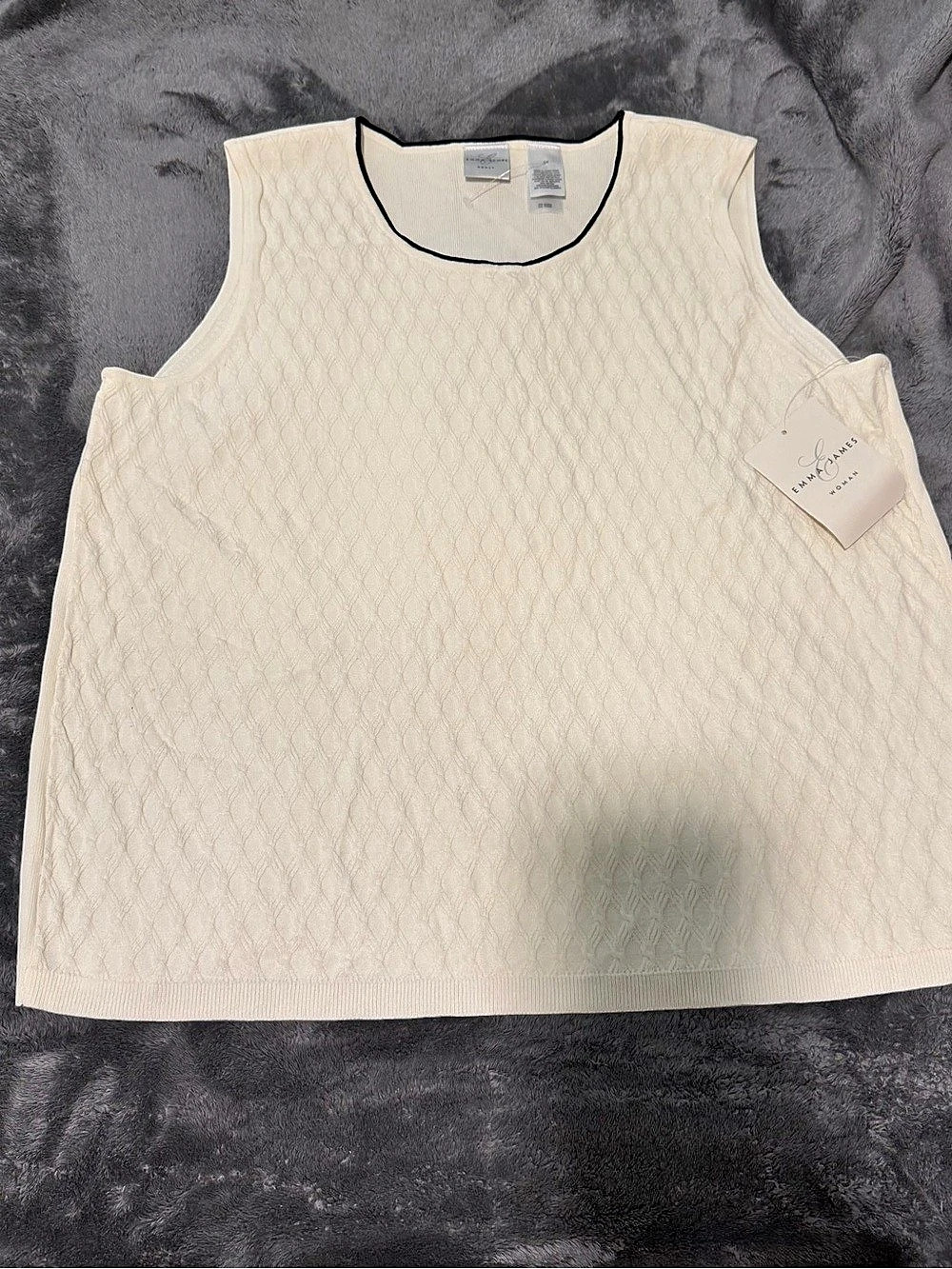 Emma James Women's Textured Tank Top in White Size 2X NWT
